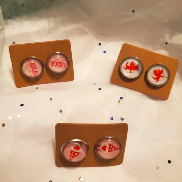 Jewelry - 𝅺STUD earrings 2 for $18